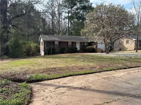 Exterior - 1473 Brownleaf Dr, Jonesboro, GA 30236 photo 3 of 6