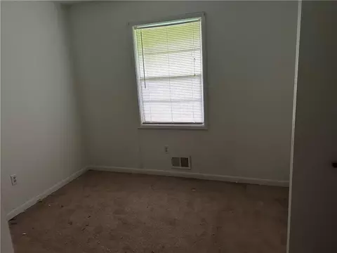 Bedroom - 1473 Brownleaf Dr, Jonesboro, GA 30236 photo 2 of 7