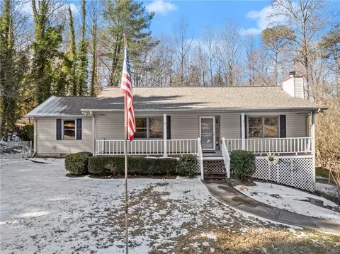427 Martins Grove Rd, Dahlonega, GA 30533