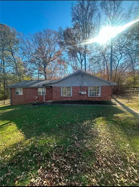 1121 White Oak Dr, Athens, GA 30606