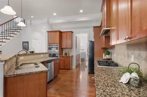 4280 Kingston Gate Cv, Chamblee, GA 30341 photo 7