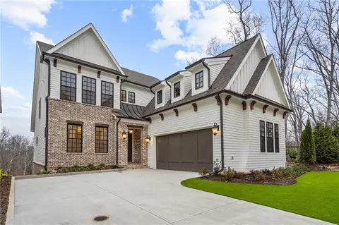 5185 Bandolino Ln, Peachtree Corners, GA 30092