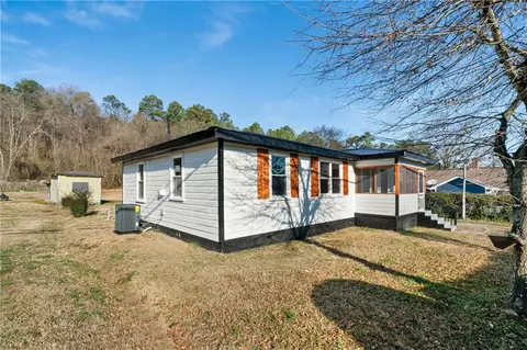 1318 Cave Spring Rd SW, Rome, GA 30161