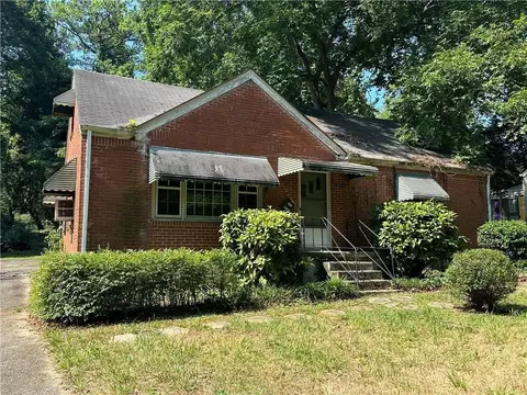 2711 Midway Rd, Decatur, GA 30030