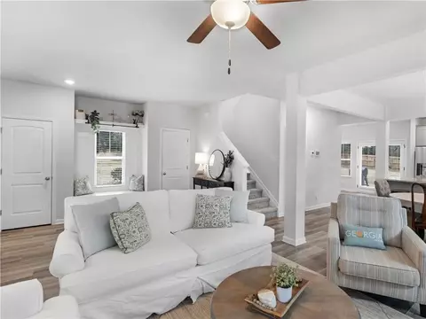Entry Way - 3 Derrick Ave, Hampton, GA 30228 photo 3 of 8