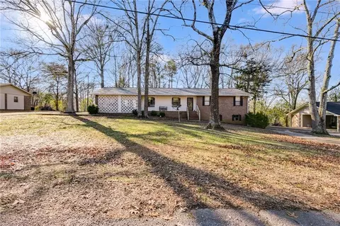 55 Westwood Dr, Cedartown, GA 30125