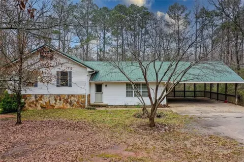 52 Darby Rd, Covington, GA 30016