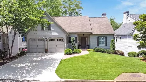 6350 Spinnaker Ln, Alpharetta, GA 30005