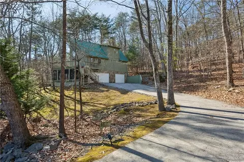 106 Lakewood Dr, Waleska, GA 30183