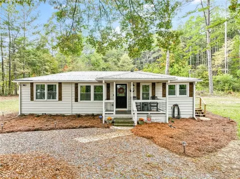 5203 Collard Valley Rd, Aragon, GA 30104