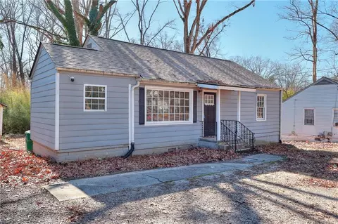 1029 Cheaves St, Forest Park, GA 30297