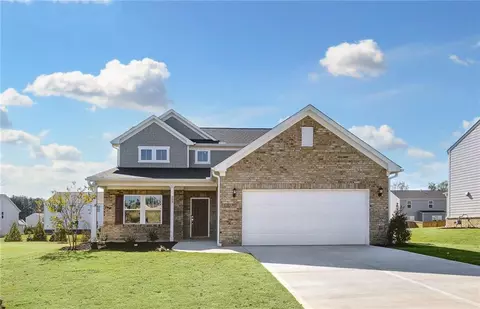 509 Elkwood Ln, Mcdonough, GA 30252