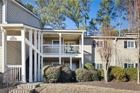 24 Muncy Ct SE, Smyrna, GA 30080