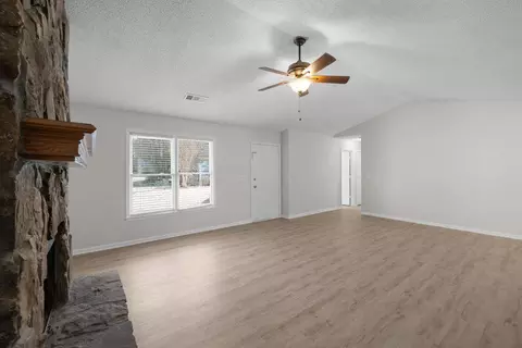 1237 Torrey Pl, Dacula, GA 30019 photo 6