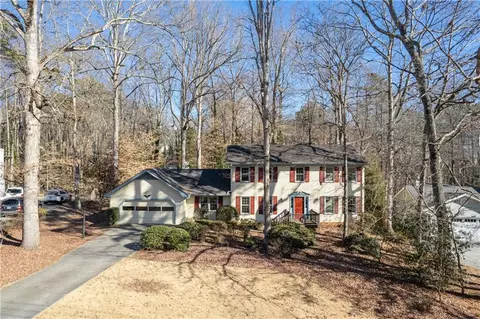 5350 Seaton Dr, Atlanta, GA 30338