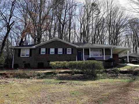 671 Waterworks Rd, Commerce, GA 30529