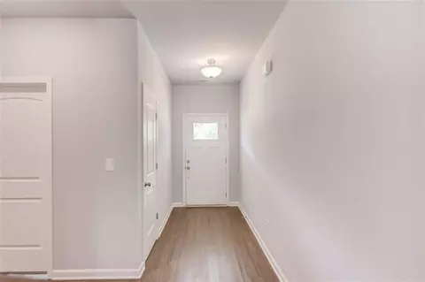 Entry Way - 8570 Athens Rd, Carnesville, GA 30521 photo 2 of 3