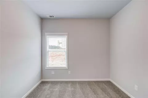 Bedroom - 8570 Athens Rd, Carnesville, GA 30521 photo 9 of 10