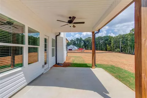 Exterior - 8570 Athens Rd, Carnesville, GA 30521 photo 3 of 5