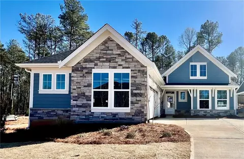 48 Easton Park Blvd, Dallas, GA 30157