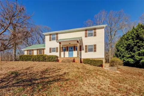 50 Dogwood Ln, Covington, GA 30014