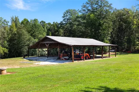 0 Hutcheson Ferry Rd, Chattahoochee Hills, GA 30268