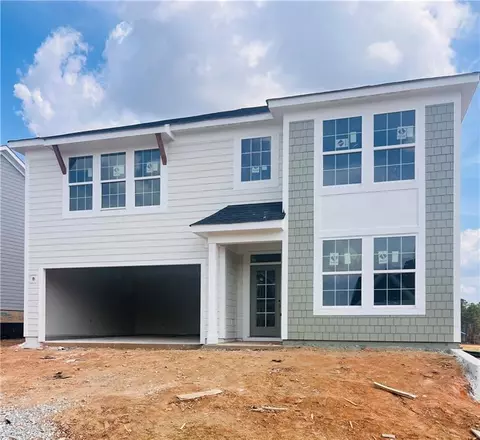 633 Crystal Lake Pkwy, Hoschton, GA 30548