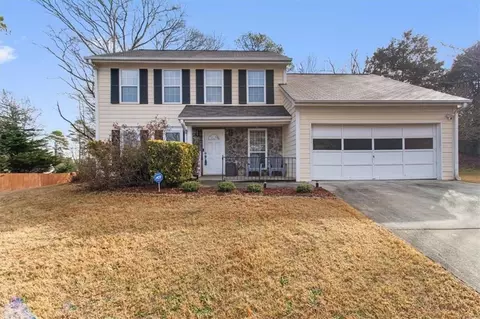 1831 Stone Forest Dr, Lawrenceville, GA 30043