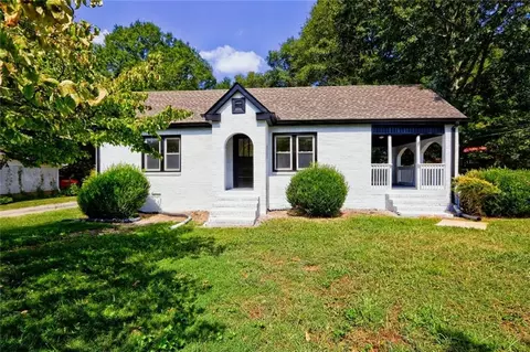 825 E College St, Bowdon, GA 30108