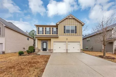 7502 Springbox Dr, Fairburn, GA 30213