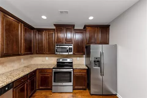 7502 Springbox Dr, Fairburn, GA 30213 photo 12