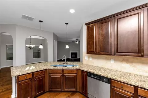 7502 Springbox Dr, Fairburn, GA 30213 photo 13