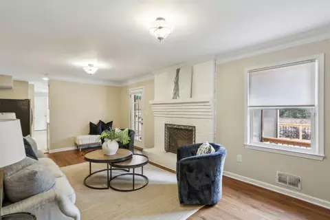 Living - 2947 Dunnington Cir, Chamblee, GA 30341 photo 2 of 3
