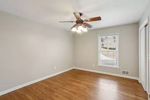 Bedroom - 2947 Dunnington Cir, Chamblee, GA 30341 photo 2 of 3