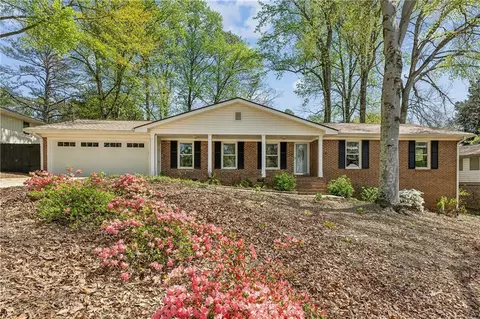 2947 Dunnington Cir, Chamblee, GA 30341