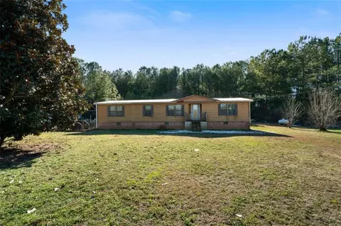 215 Grogan Rd, Buchanan, GA 30113