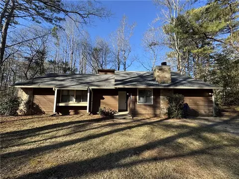 6729 Timbers East Dr, Lithonia, GA 30058