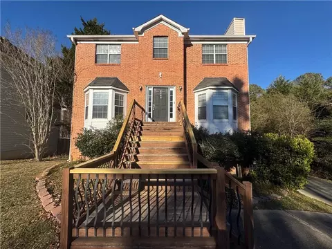 5226 Oaktree Trl, Lithonia, GA 30038