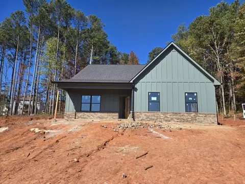 492 Florence Rd, Douglasville, GA 30134