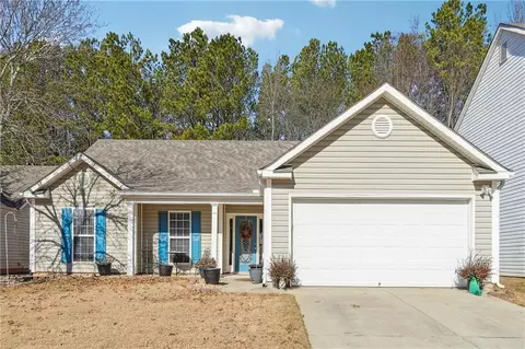 345 Shadowbrooke Cir, Loganville, GA 30052