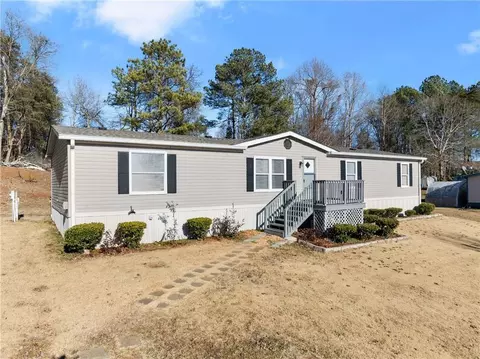 5065 Stoneridge Dr, Flowery Branch, GA 30542