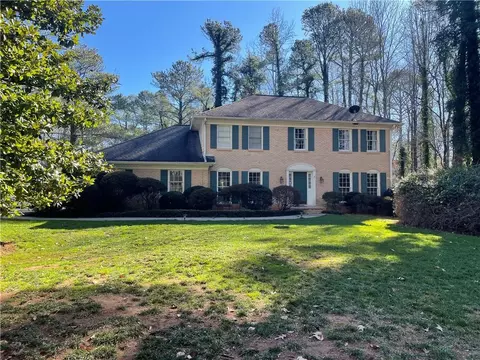 11185 Willow Wood Dr, Roswell, GA 30075
