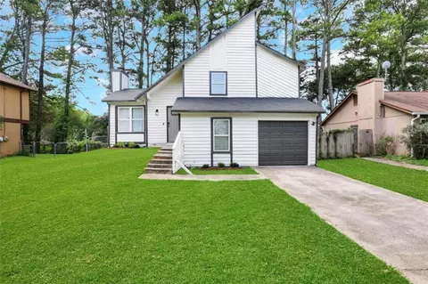 6231 Creekford Dr, Lithonia, GA 30058