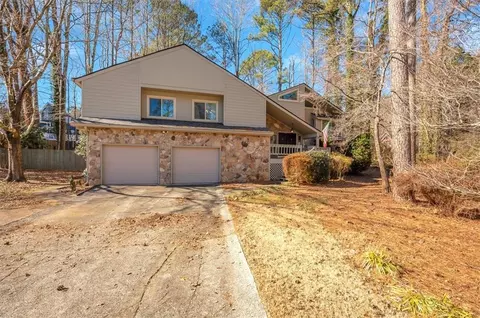 53 Lake Latimer Dr NE, Kennesaw, GA 30144
