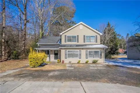 3049 Flat Shoals Rd, Atlanta, GA 30349