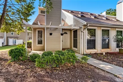 1617 Homestead Trl, Alpharetta, GA 30004