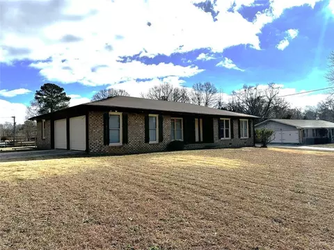 553 W Sandtown Rd SW, Marietta, GA 30064