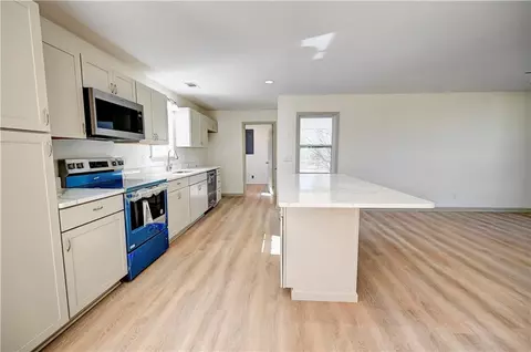 Kitchen - 237 Pinecrest Dr NE, Resaca, GA 30735 photo 2 of 3