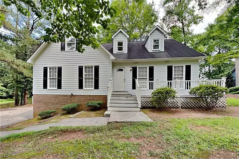 4000 Tall Pine Dr, Marietta, GA 30062