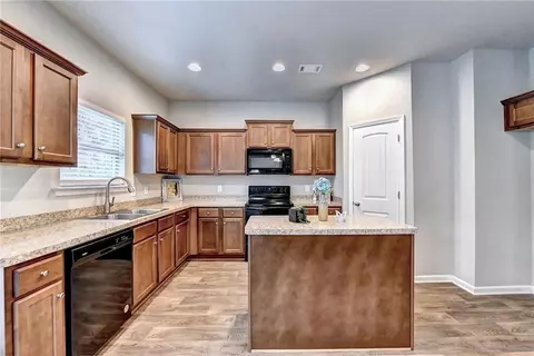 131 Finley Dr, Commerce, GA 30529 photo 13